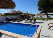 Resale - Villa / Parhus - Orihuela Costa - Cabo Roig