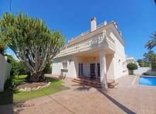 Resale - Villa / Parhus - Orihuela Costa - Cabo Roig