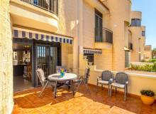 Resale - Villa / Parhus - Orihuela Costa - Cabo Roig