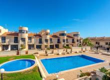 Resale - Villa / Parhus - Orihuela Costa - Cabo Roig