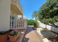 Resale - Villa / Parhus - Orihuela Costa - Cabo Roig