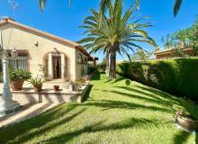 Resale - Villa / Parhus - Orihuela Costa - Cabo Roig