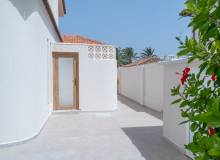Resale - Villa / Parhus - Orihuela Costa - Cabo Roig