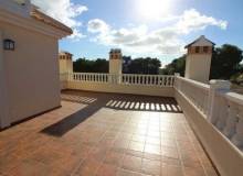 Resale - Villa / Parhus - Orihuela Costa - Cabo Roig