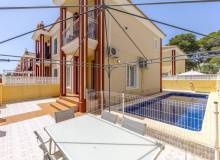 Resale - Villa / Parhus - Orihuela Costa - Campoamor