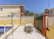 Resale - Villa / Parhus - Orihuela Costa - Campoamor