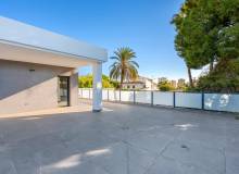 Resale - Villa / Parhus - Orihuela Costa - Campoamor