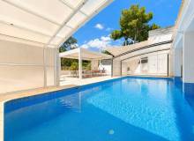 Resale - Villa / Parhus - Orihuela Costa - Campoamor
