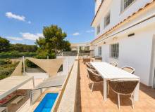 Resale - Villa / Parhus - Orihuela Costa - Campoamor