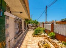 Resale - Villa / Parhus - Orihuela Costa - Campoamor