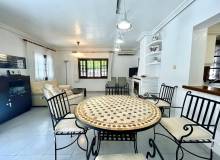 Resale - Villa / Parhus - Orihuela Costa - La Zenia