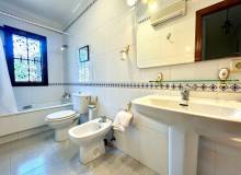 Resale - Villa / Parhus - Orihuela Costa - La Zenia