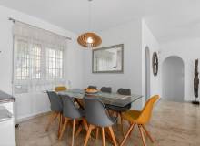 Resale - Villa / Parhus - Orihuela Costa - Las Ramblas