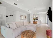 Resale - Villa / Parhus - Orihuela Costa - Villamartín