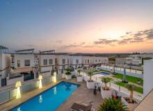 Resale - Villa / Parhus - Orihuela Costa - Villamartín
