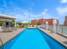 Resale - Villa / Parhus - Orihuela Costa - Villamartín