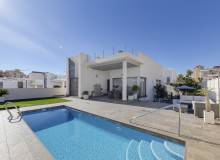 Resale - Villa / Parhus - Orihuela Costa - Villamartín