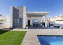 Resale - Villa / Parhus - Orihuela Costa - Villamartín