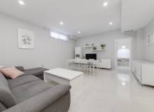 Resale - Villa / Parhus - Orihuela Costa - Villamartín