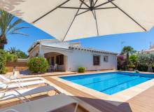 Resale - Villa / Parhus - Orihuela - Orihuela Costa