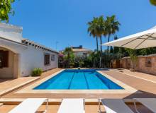 Resale - Villa / Parhus - Orihuela - Orihuela Costa