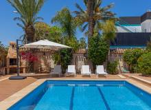 Resale - Villa / Parhus - Orihuela - Orihuela Costa