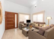 Resale - Villa / Parhus - Orihuela - Orihuela Costa