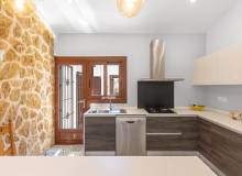 Resale - Villa / Parhus - Orihuela - Orihuela Costa