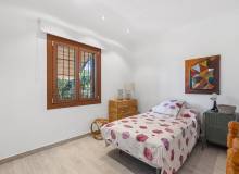 Resale - Villa / Parhus - Orihuela - Orihuela Costa