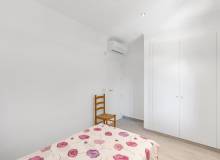 Resale - Villa / Parhus - Orihuela - Orihuela Costa