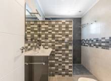 Resale - Villa / Parhus - Orihuela - Orihuela Costa