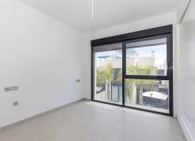 Resale - Villa / Parhus - Orihuela - Orihuela Costa