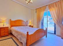 Resale - Villa / Parhus - Orihuela - Orihuela Costa