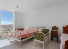 Resale - Villa / Parhus - Orihuela - Orihuela Costa