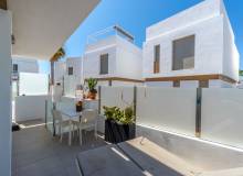 Resale - Villa / Parhus - Orihuela - Villamartín