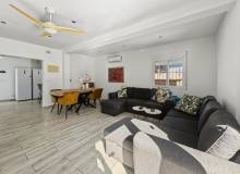 Resale - Villa / Parhus - Pilar de la Horadada - Pinar de Campoverde