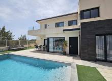 Resale - Villa / Parhus - San Miguel de Salinas