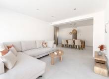 Resale - Villa / Parhus - Torreta