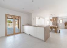 Resale - Villa / Parhus - Torreta