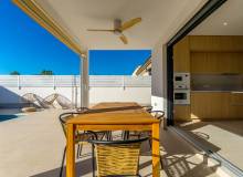 Resale - Villa / Parhus - Torreta