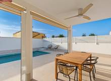 Resale - Villa / Parhus - Torrevieja - El chaparral