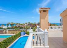 Resale - Villa / Parhus - Torrevieja - La Mata