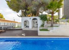 Resale - Villa / Parhus - Torrevieja - Los Balcones