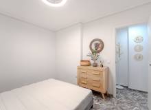 Resale - Villa / Parhus - Torrevieja - Torrevieja Centro