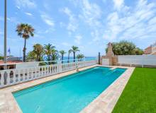 Resale - Villa / Parhus - Torrevieja