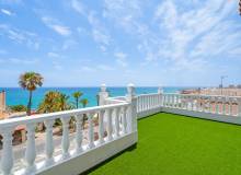 Resale - Villa / Parhus - Torrevieja