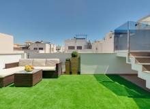 Resale - Villa / Parhus - Torrevieja