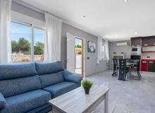 Resale - Villa / Parhus - Torrevieja