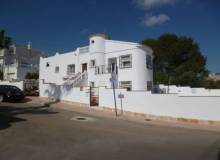 Resale - Villa / Parhus - Villamartin