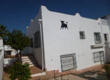 Resale - Villa / Parhus - Villamartin